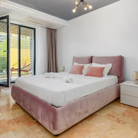 Astria Boutique - Complex Novum *